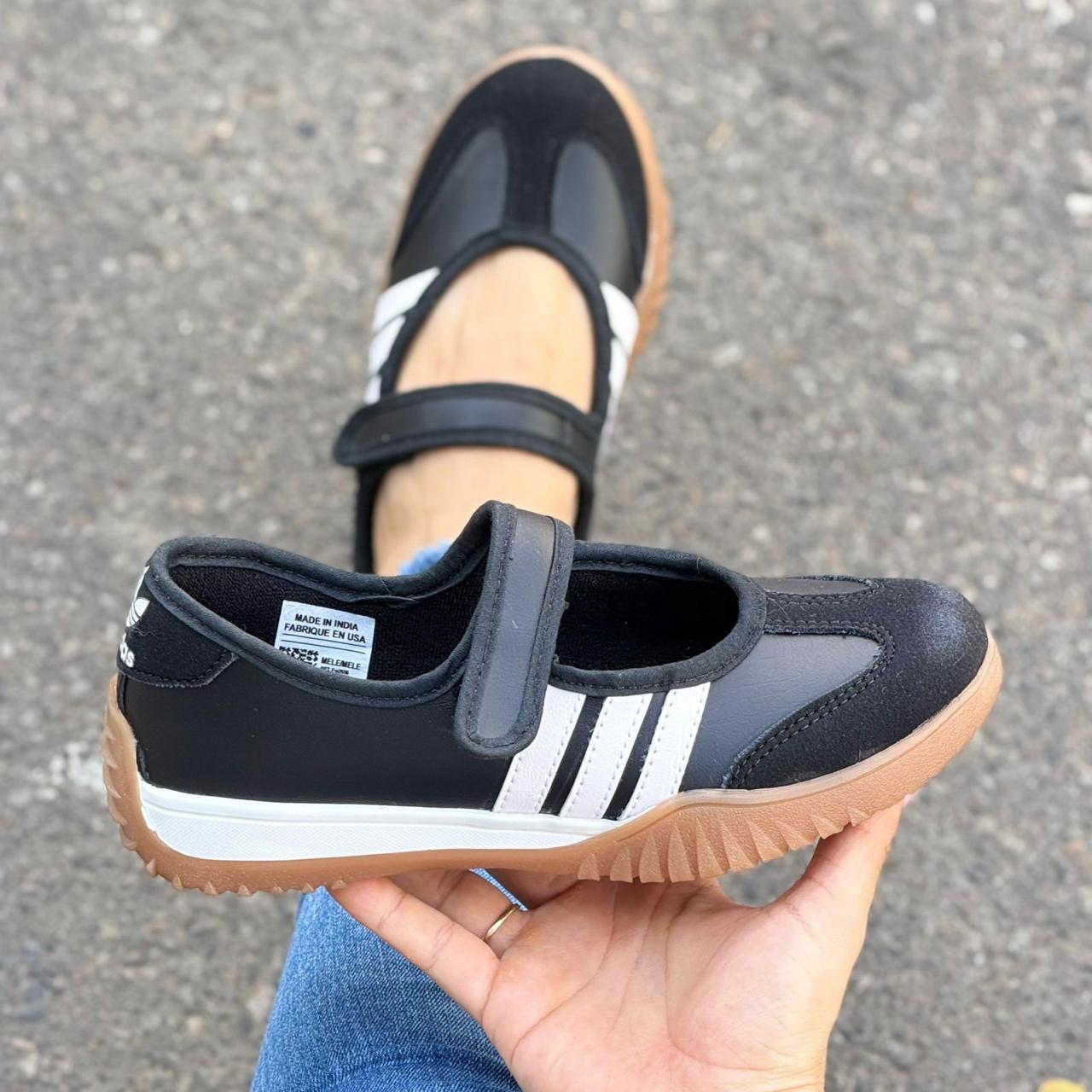 Baleta Adidas Cierre Mágico Negro Blanco